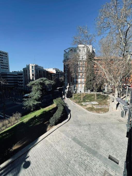 New Stylish Apt 5Px En La Plaza De Espana/Gran Via Madrid Exterior foto
